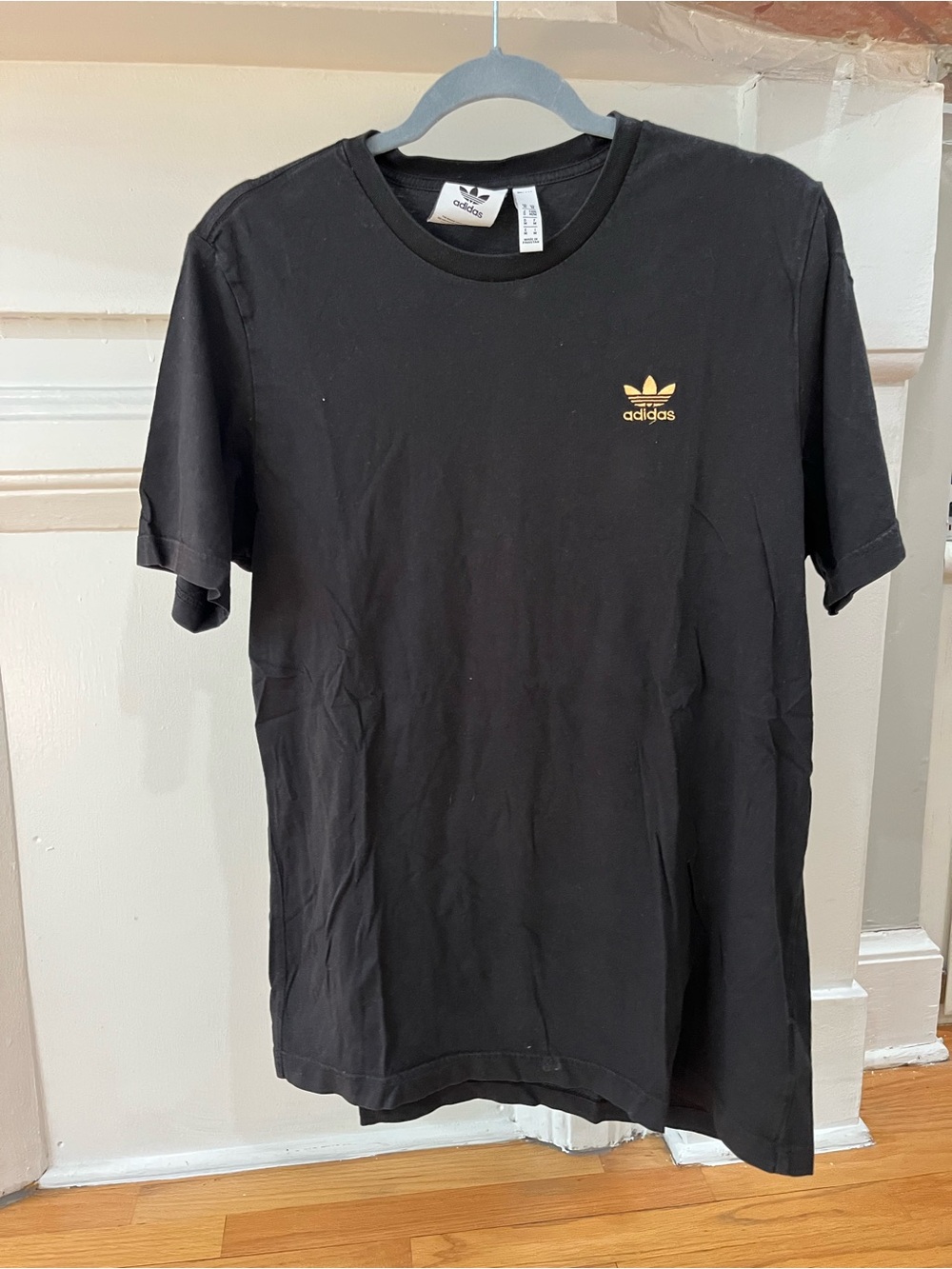Adidas T-shirt